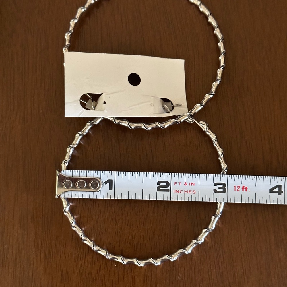 Silver hoop earrings.. - Picture 3 of 3